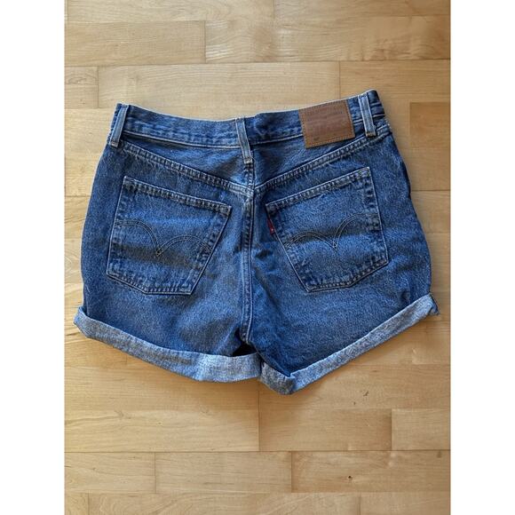 Vintage Levi’s 501s Medium Wash High Waisted Button Fly Cuffed Denim Shorts 28 - Picture 3 of 5